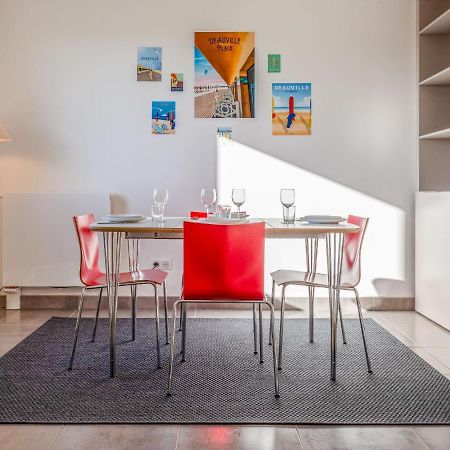 Apartment Les Arts-2 By Interhome Ντοβίλ Εξωτερικό φωτογραφία