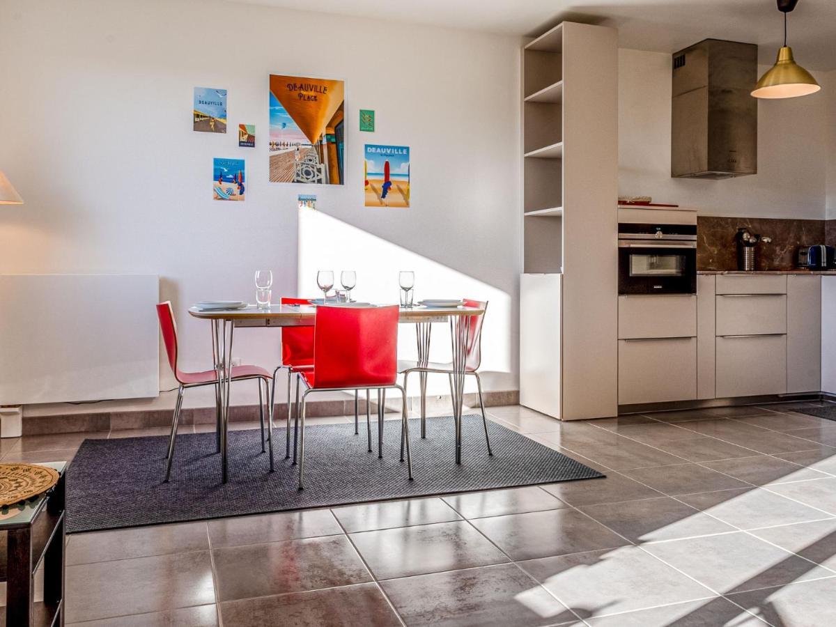Apartment Les Arts-2 By Interhome Ντοβίλ Εξωτερικό φωτογραφία