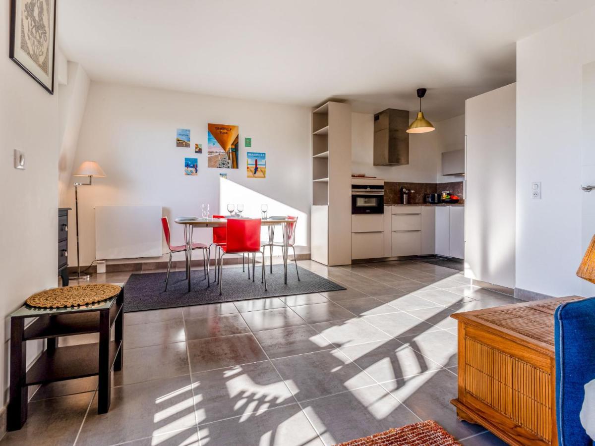 Apartment Les Arts-2 By Interhome Ντοβίλ Εξωτερικό φωτογραφία